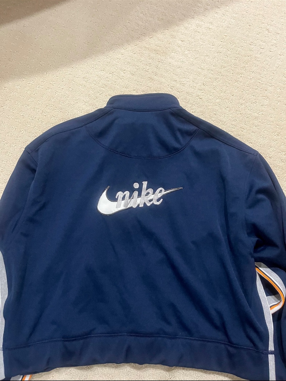 Vintage Nike Women's Navy Track Jacket